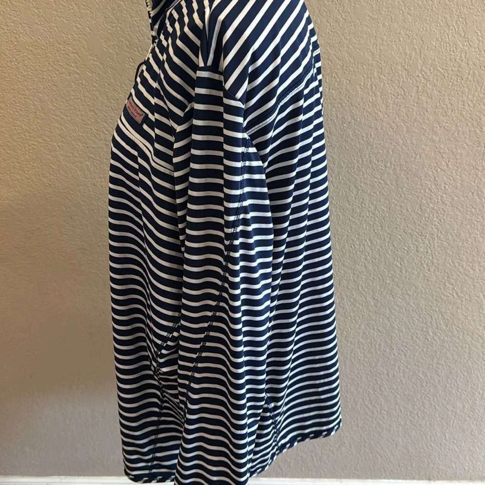 Vineyard Vines Navy and White Striped Top - Picture 4 of 7